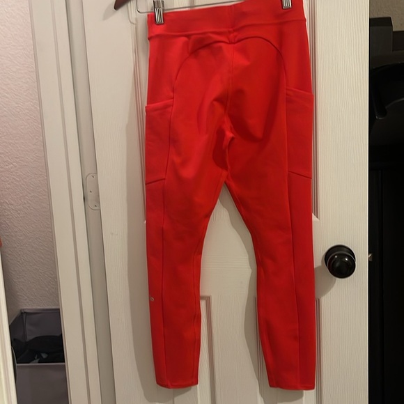 Red Alo Yoga leggings with pockets size S - Picture 3 of 4